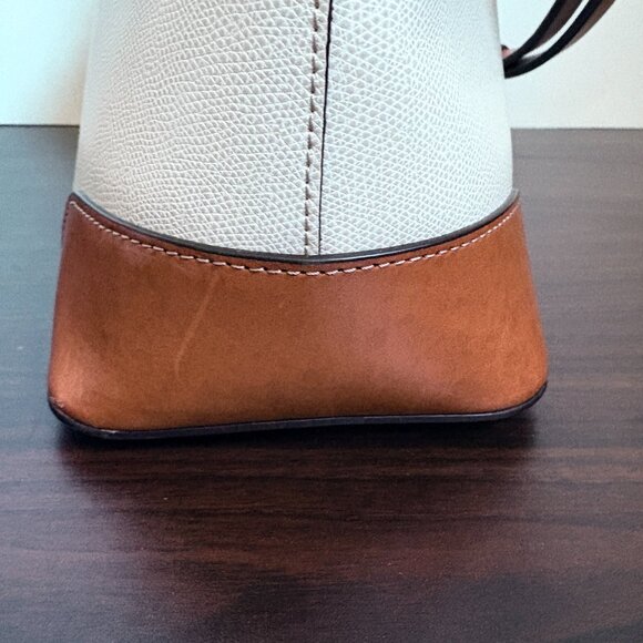 Dooney & Bourke Bone Color Turn Lock Key Shoulder Purse Hobo Leather Bag - Picture 14 of 16